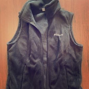 Columbia vest